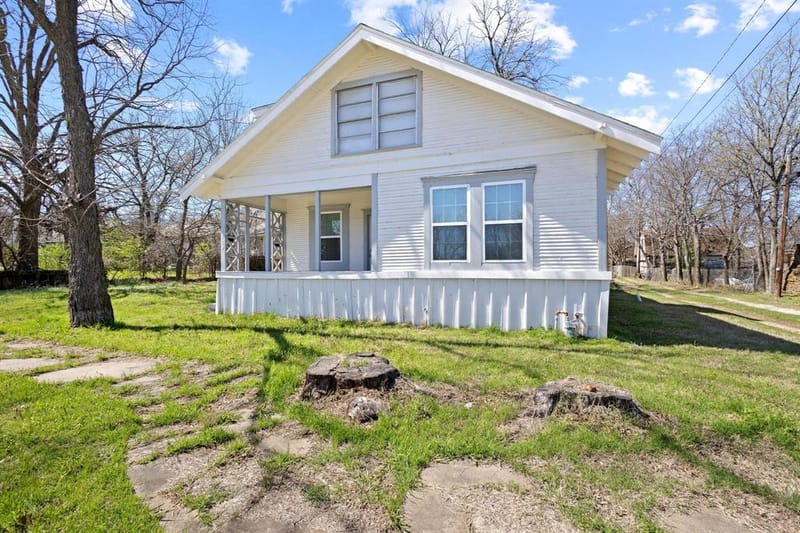 709 N Chandler Avenue, Denison TX 75020 - Photo 9
