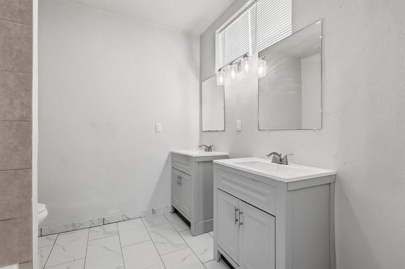 709 N Chandler Avenue, Denison TX 75020 - Photo 15