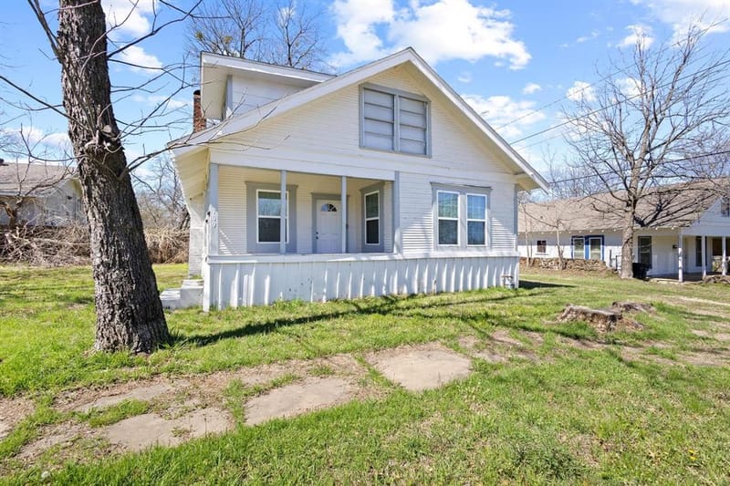 709 N Chandler Avenue, Denison TX 75020 - Photo 8