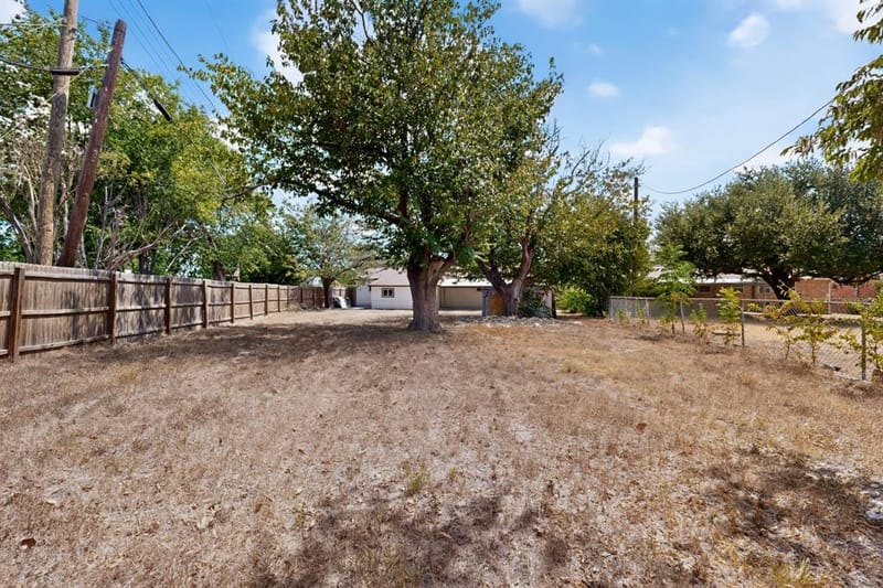 200 Opal Street, Saginaw TX 76179 - Photo 12