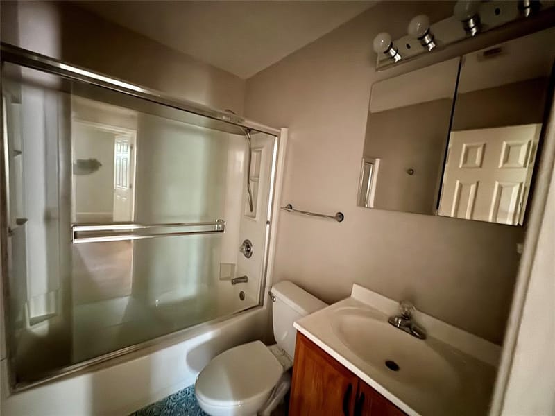 1013 Wilshire Boulevard, Arlington TX 76012 - Photo 10