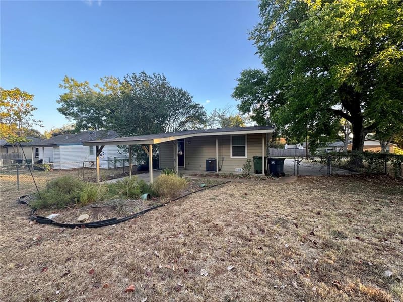 1013 Wilshire Boulevard, Arlington TX 76012 - Photo 14