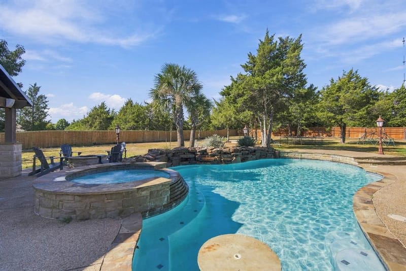 4050 Wisteria Trail, Midlothian TX 76065 - Photo 7