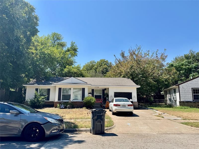 1706 Stewart Drive, Arlington TX 76013