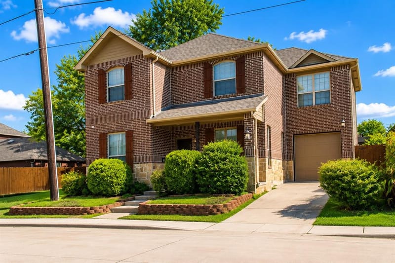 606 Seneca Boulevard, McKinney TX 75069 - Photo 3