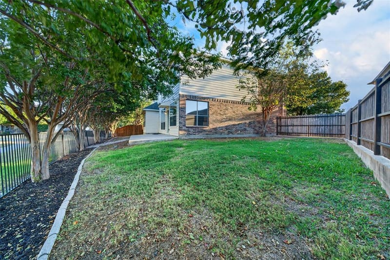 10834 Axton Court, Fort Worth TX 76052 - Photo 27