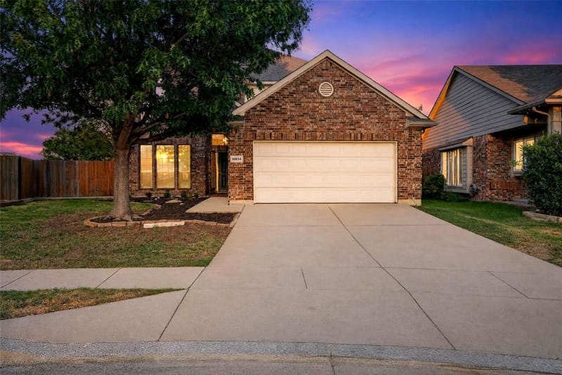 10834 Axton Court, Fort Worth TX 76052
