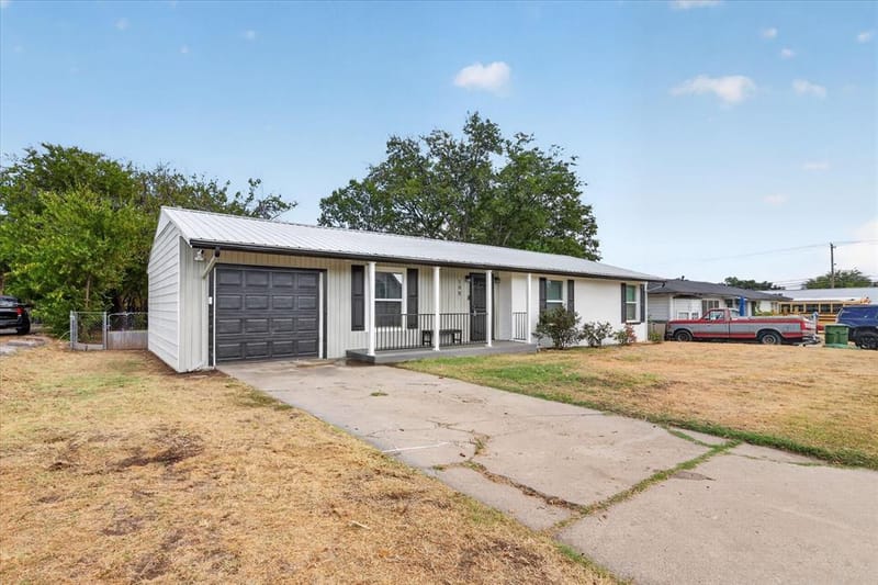 108 N Judd Street, White Settlement TX 76108 - Photo 2