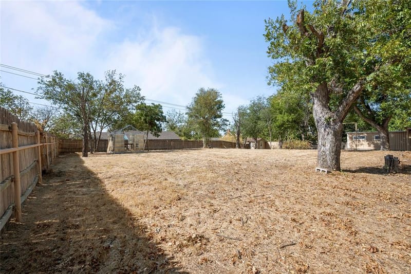 1011 E Connell Street, Breckenridge TX 76424 - Photo 26
