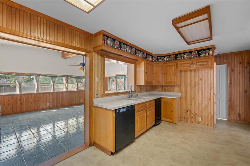 1011 E Connell Street, Breckenridge TX 76424 - Photo 10