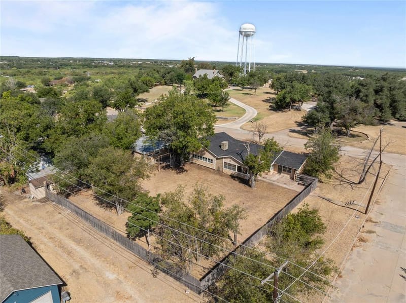 1011 E Connell Street, Breckenridge TX 76424 - Photo 31