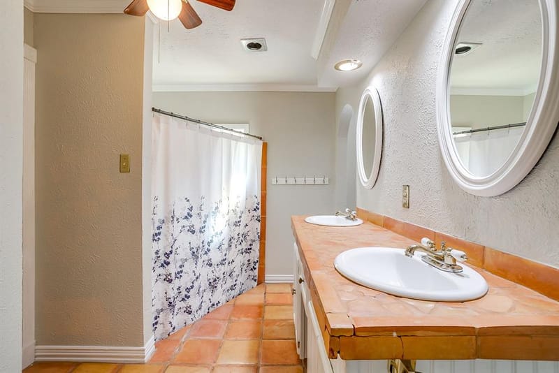 5315 Meadowbrook Drive, Fort Worth TX 76112 - Photo 23