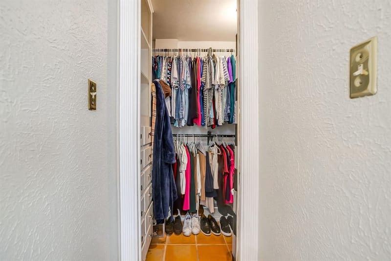5315 Meadowbrook Drive, Fort Worth TX 76112 - Photo 25
