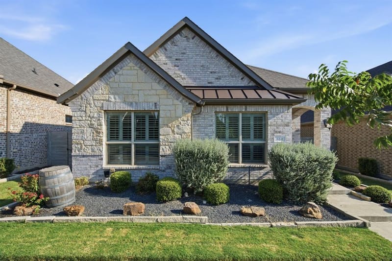 908 Plaza Lane, Argyle TX 76226