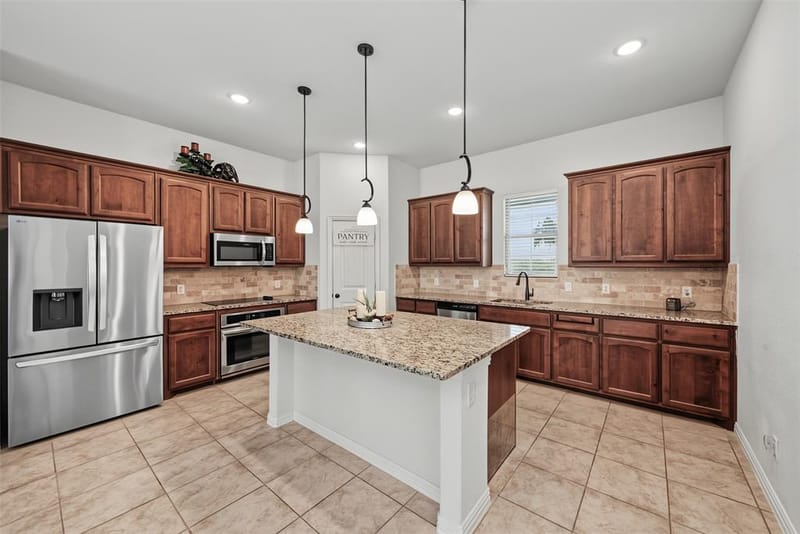 1268 County Road 4797, Springtown TX 76082 - Photo 17