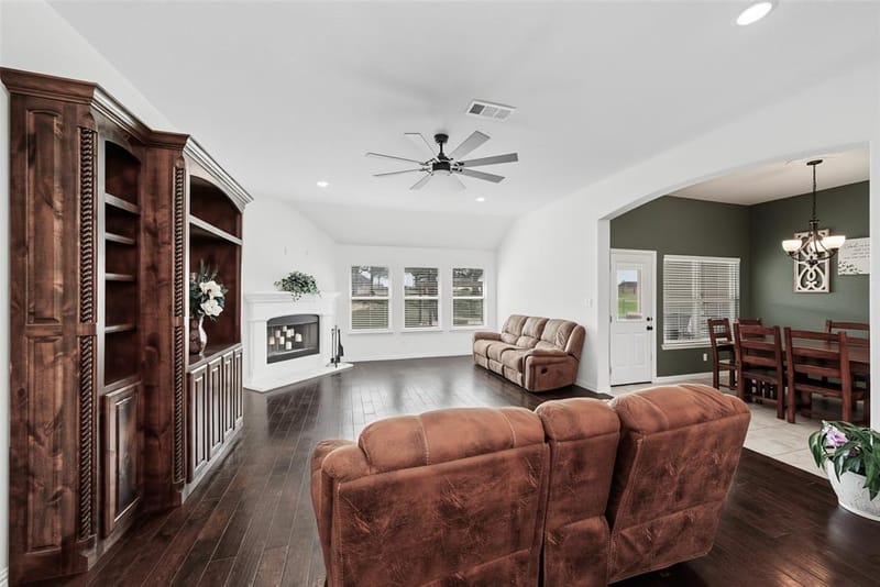 1268 County Road 4797, Springtown TX 76082 - Photo 26