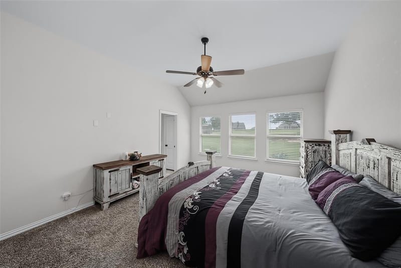 1268 County Road 4797, Springtown TX 76082 - Photo 7