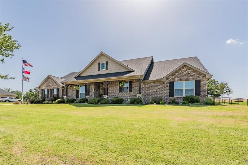 1268 County Road 4797, Springtown TX 76082