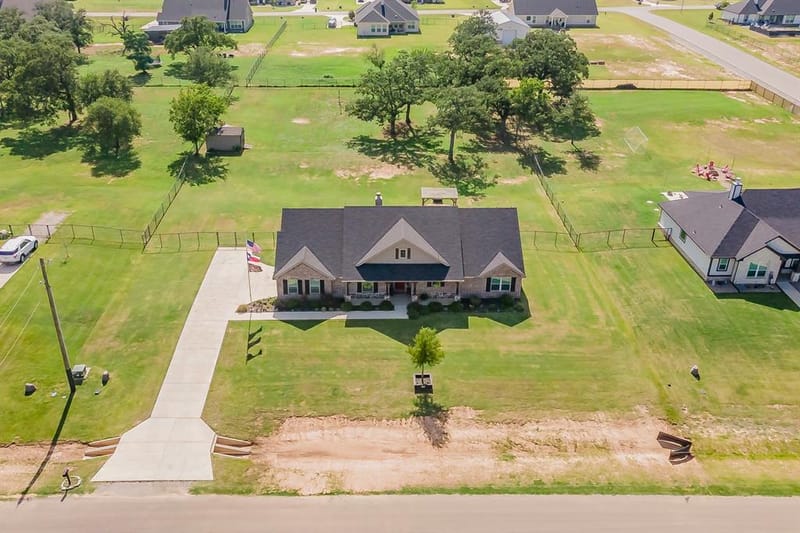 1268 County Road 4797, Springtown TX 76082 - Photo 40