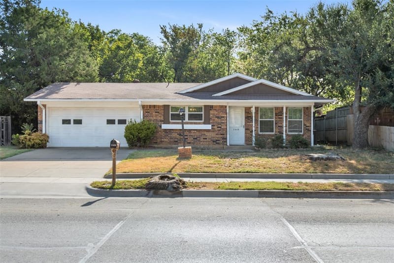 2409 Mccormick Street, Denton TX 76205