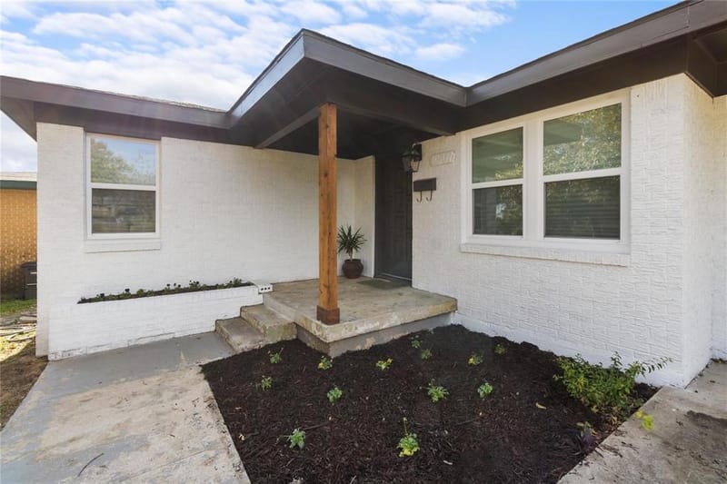 2907 Clinton Avenue, Fort Worth TX 76106
