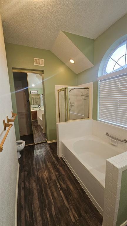 827 Quail Brook Drive, Arlington TX 76001 - Photo 9