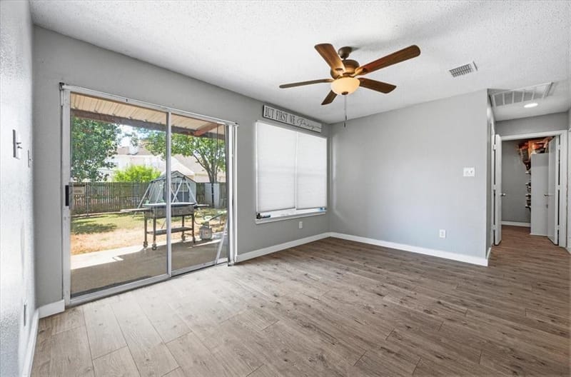 2423 Ranchview Drive, Grand Prairie TX 75052 - Photo 12