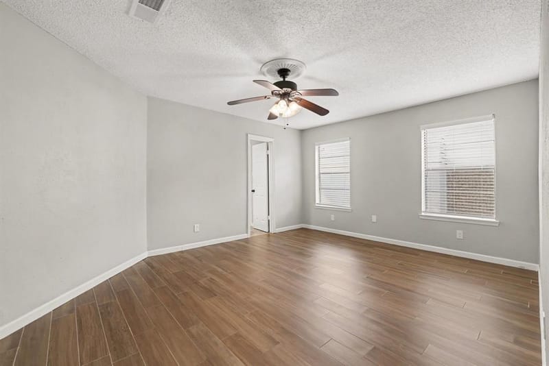 826 Glacier Lane, Grapevine TX 76051 - Photo 9