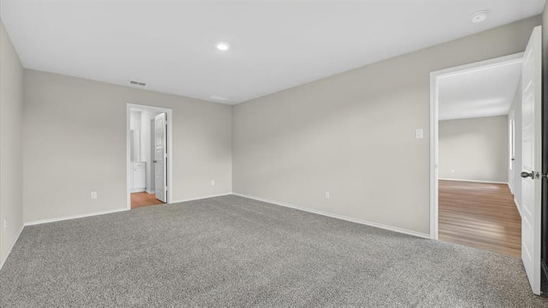 10321 MAYHEW Street, Fort Worth TX 76140 - Photo 9