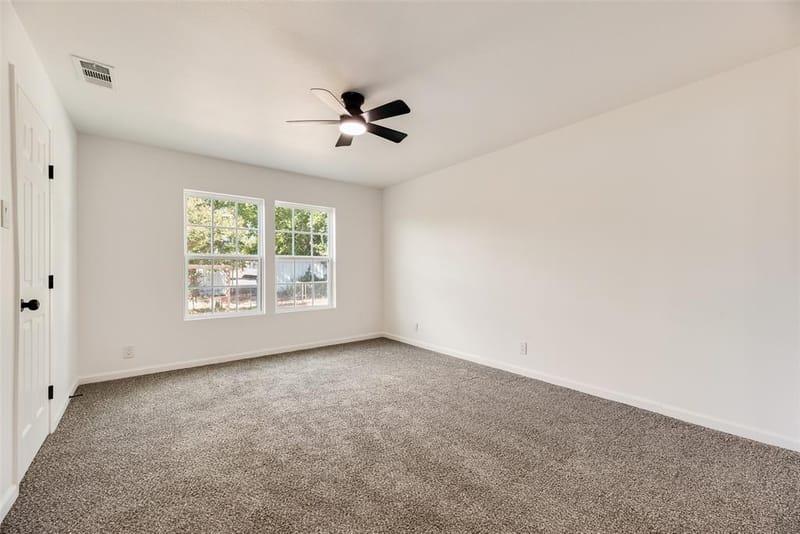2820 Vinnie Street, Greenville TX 75401 - Photo 7
