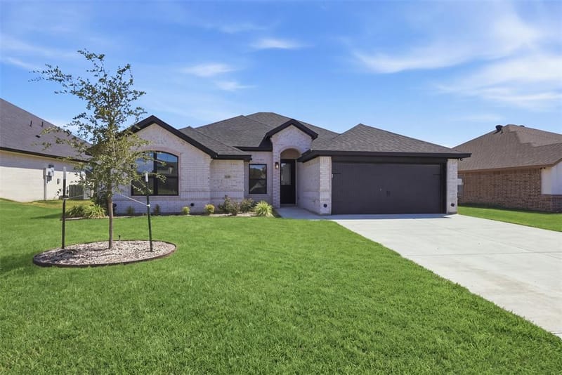 1130 Wild Rose Drive, Tolar TX 76476 - Photo 2