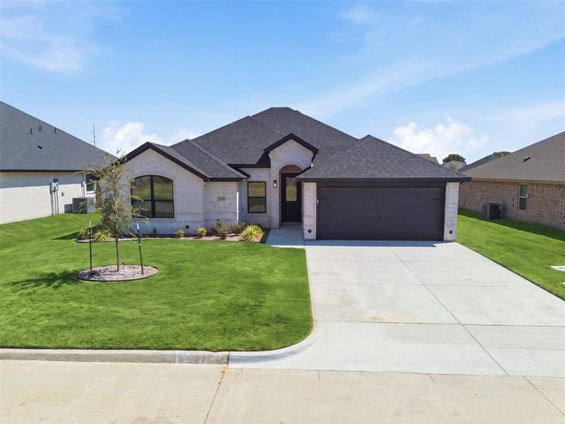 1130 Wild Rose Drive, Tolar TX 76476
