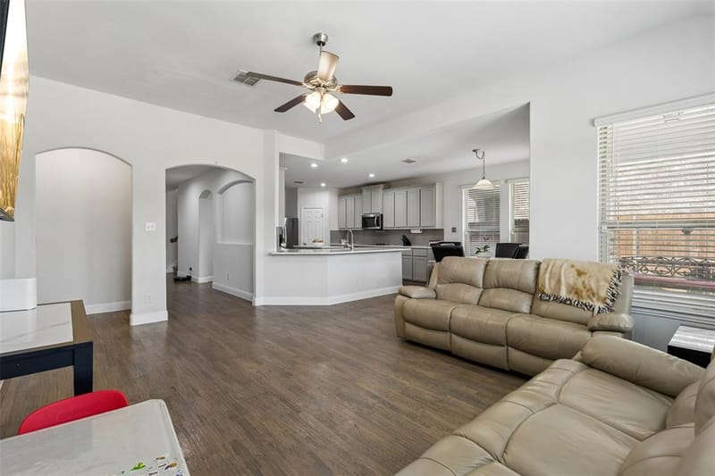 1304 Mountain View Lane, Kennedale TX 76060 - Photo 4