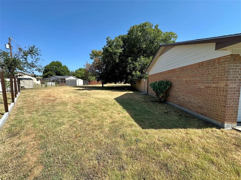 102 Mockingbird Circle, Early TX 76802 - Photo 23
