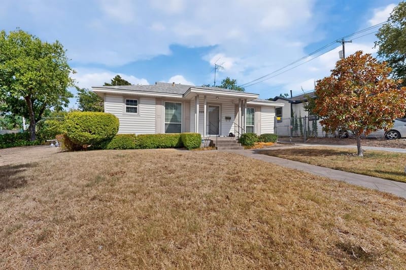 2006 S Ewing Avenue, Dallas TX 75216 - Photo 2