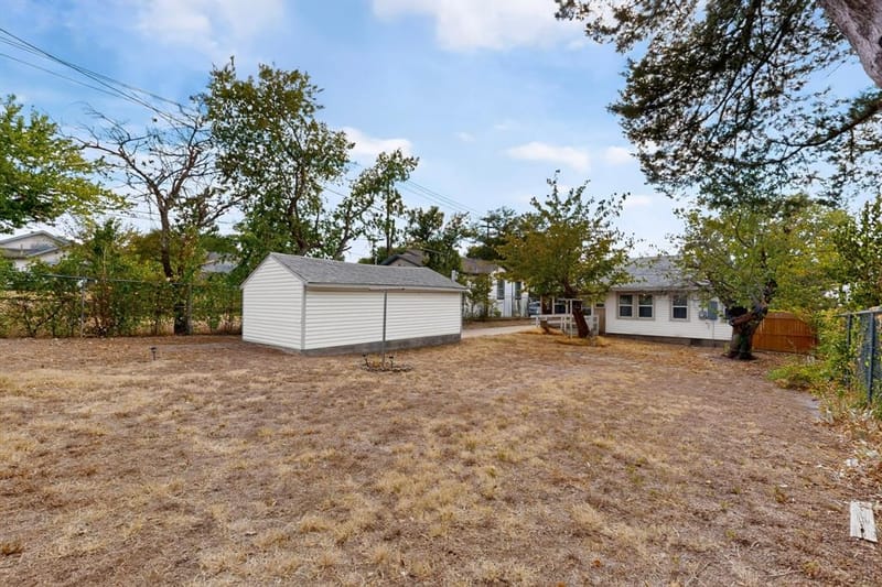 2006 S Ewing Avenue, Dallas TX 75216 - Photo 36