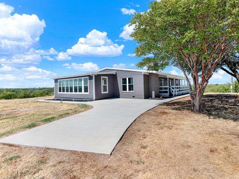 8116 Whispering Meadows Road, Joshua TX 76058