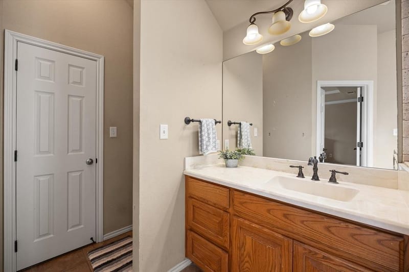 2804 Tour Court, Granbury TX 76049 - Photo 14