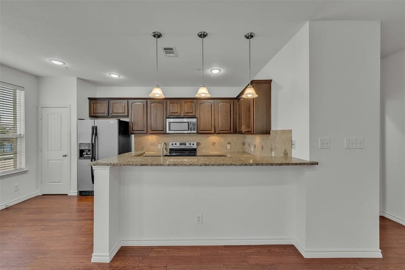 950 Henderson Street # 1214, Fort Worth TX 76102 - Photo 17