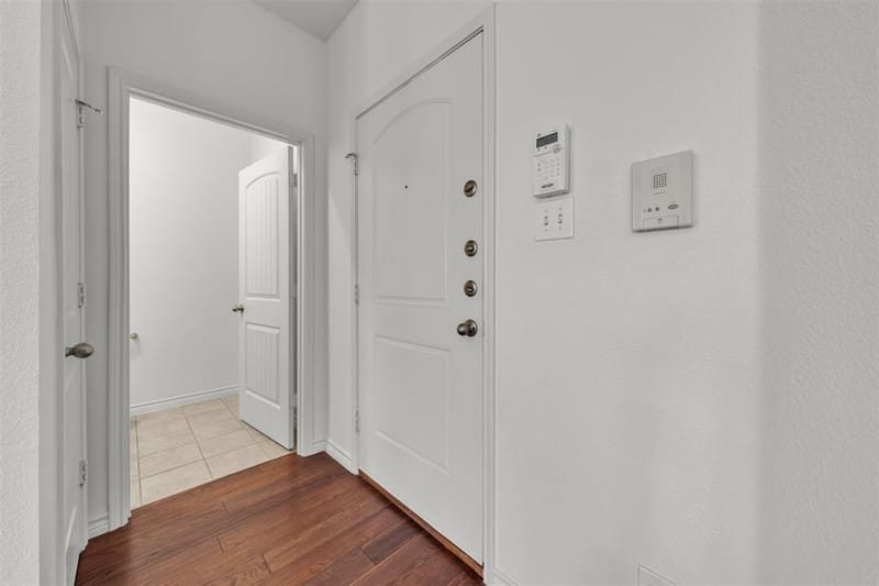 950 Henderson Street # 1214, Fort Worth TX 76102 - Photo 4