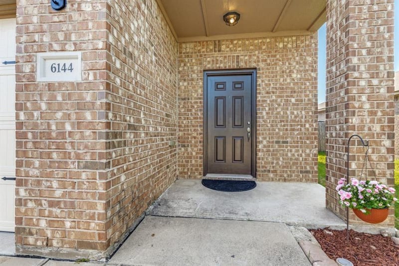 6144 Nathan Creek Drive, Fort Worth TX 76179 - Photo 3