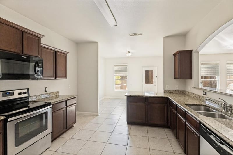 6144 Nathan Creek Drive, Fort Worth TX 76179 - Photo 4