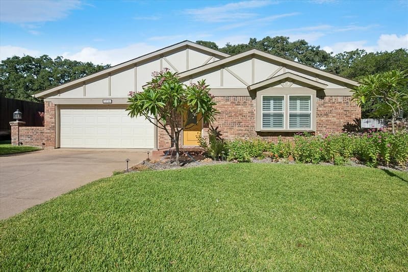 5516 Valparaiso Trail, Arlington TX 76017