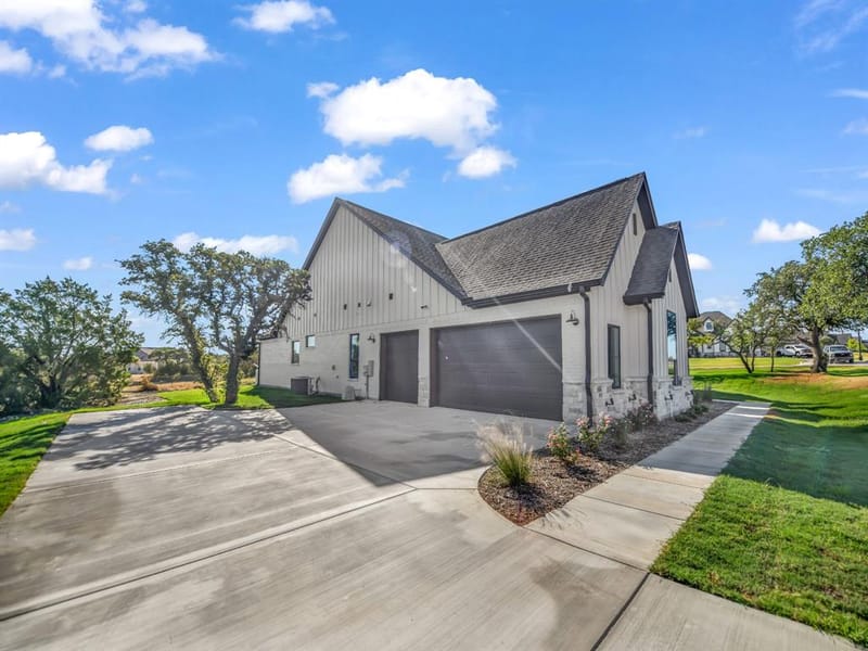 740 Burr Oak Lane, Weatherford TX 76085 - Photo 7