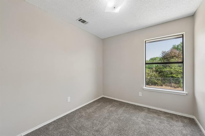 12627 Ridgeside Drive, Balch Springs TX 75180 - Photo 20