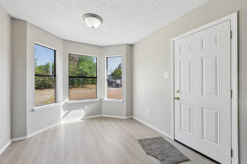 12627 Ridgeside Drive, Balch Springs TX 75180 - Photo 9