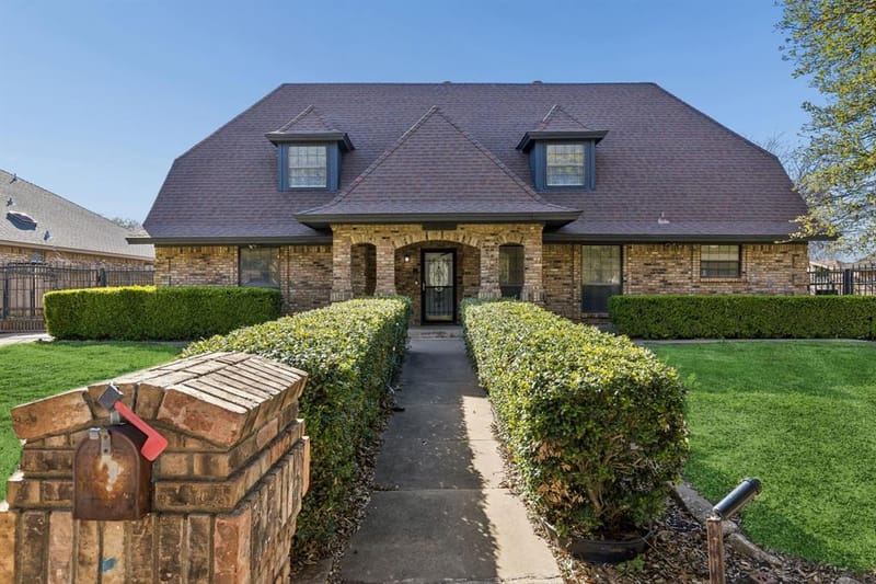 7304 Old Mill Run, Fort Worth TX 76133
