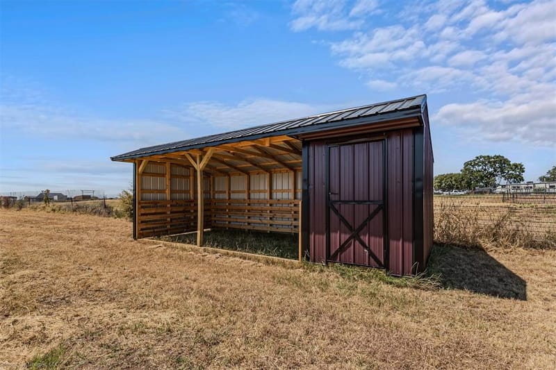 122 County Road 1380, Alvord TX 76225 - Photo 7