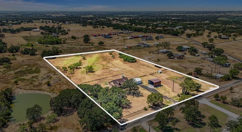 122 County Road 1380, Alvord TX 76225 - Photo 34