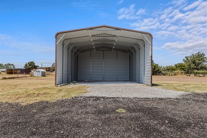 122 County Road 1380, Alvord TX 76225 - Photo 4